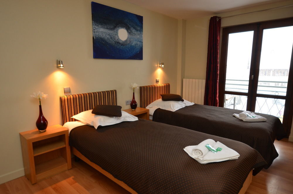 Hotel Rhodos Morzine Avoriaz Eksteriør billede