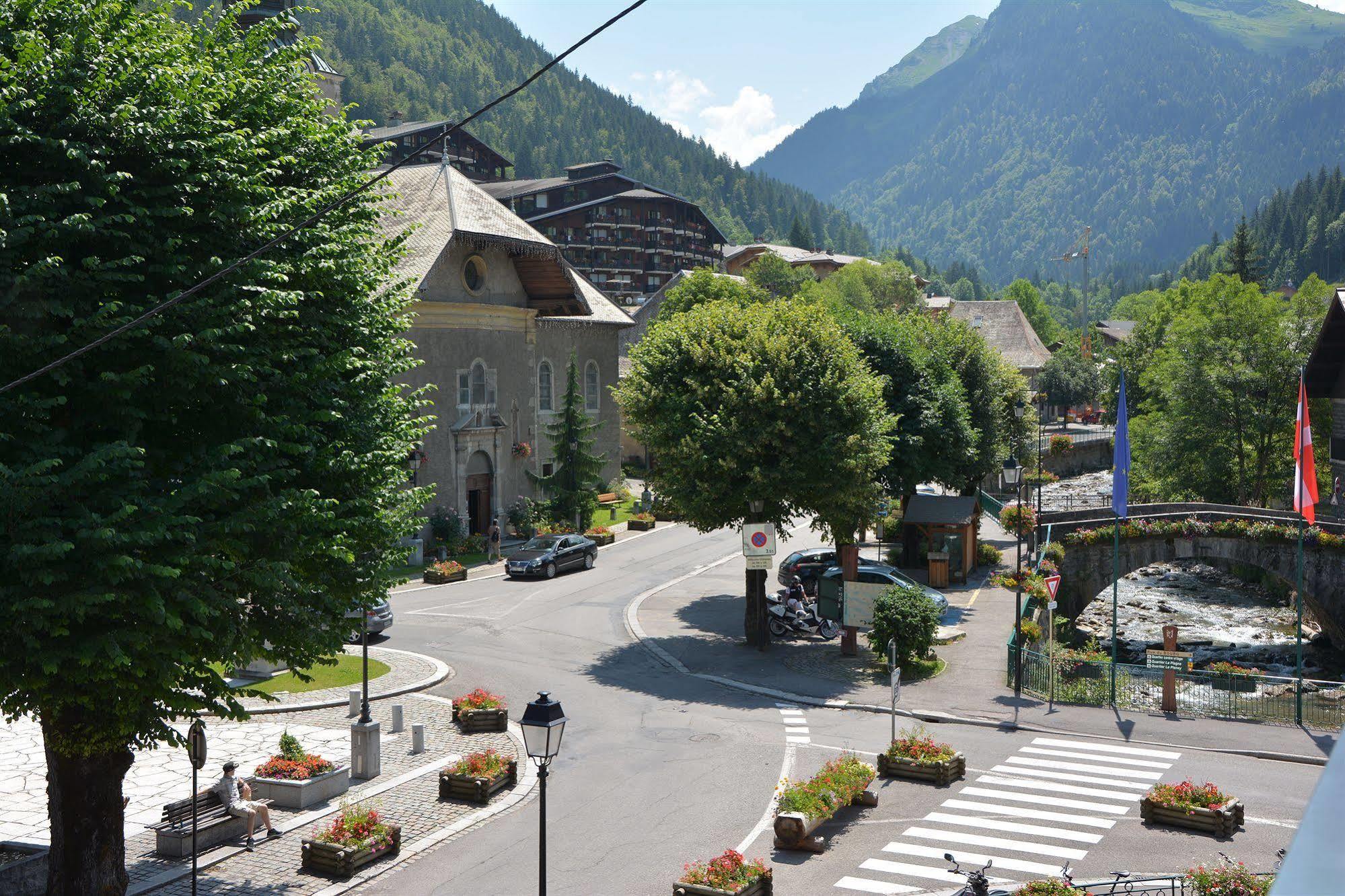 Hotel Rhodos Morzine Avoriaz Eksteriør billede