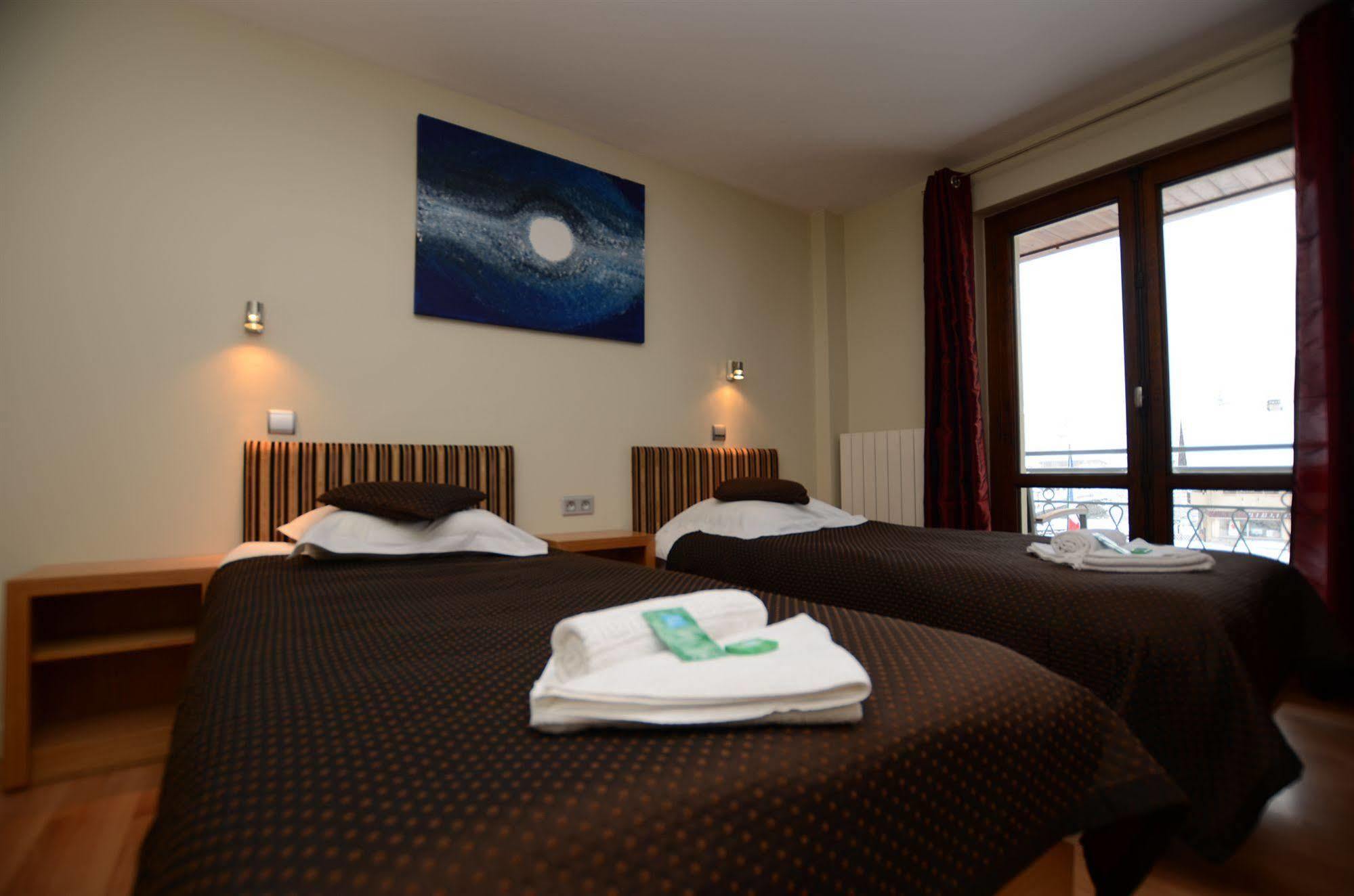 Hotel Rhodos Morzine Avoriaz Eksteriør billede